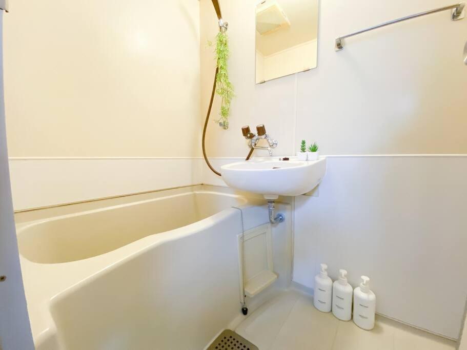 C2 Guest House ユニオン新大阪 リーズナブルで長期滞在に最適 Екстер'єр фото