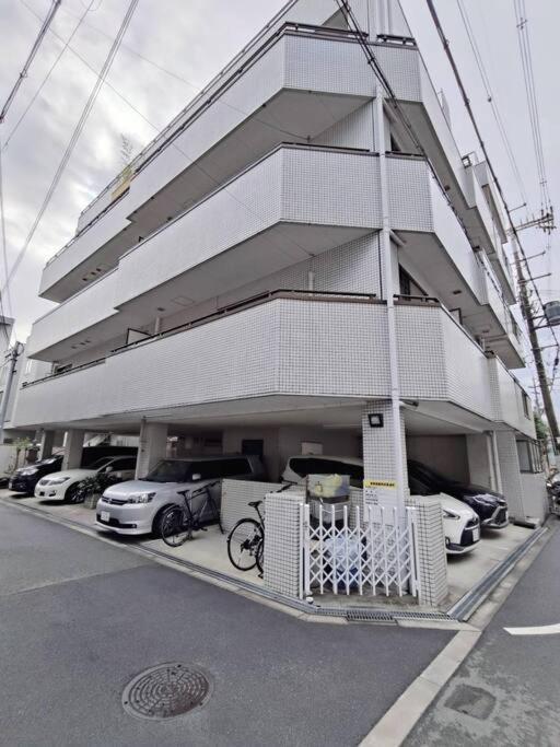 C2 Guest House ユニオン新大阪 リーズナブルで長期滞在に最適 Екстер'єр фото